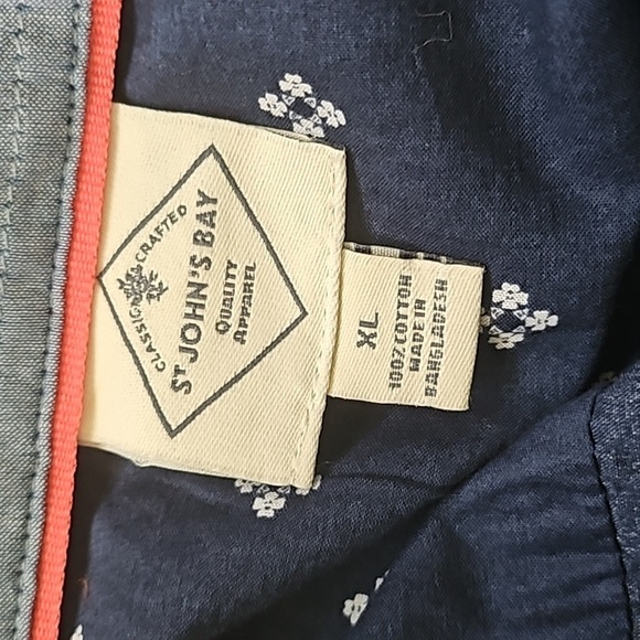 St. John's Bay Navy and White Patterned Long Sleeve Button Down Blouse - Picture 11 of 13